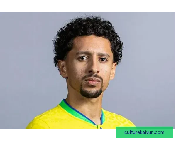 马尔基尼奥斯持续展现潜力，成为巴西队长的重要支柱