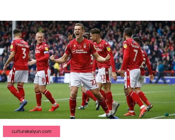 诺丁汉主帅战术风格解析：务实防守与快速转换成球队近期表现稳健关键